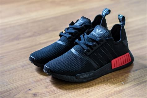 NMD r1 Adidas